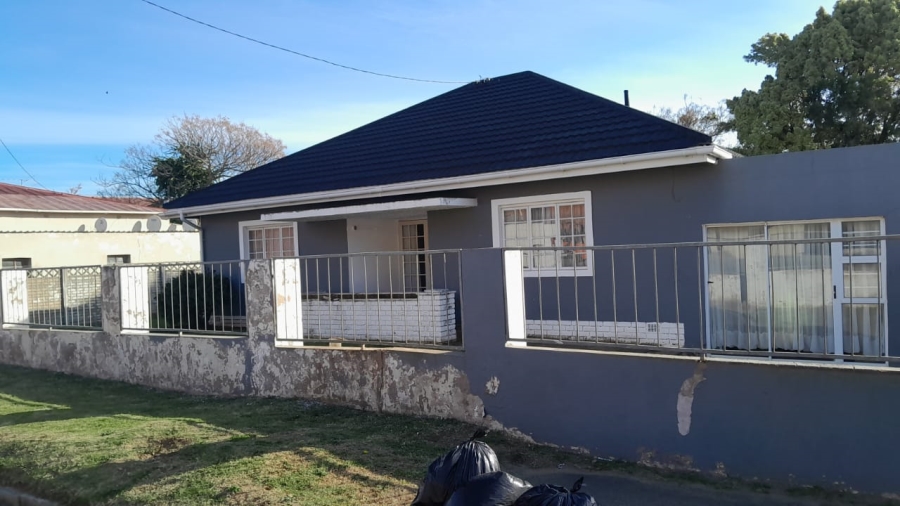 4 Bedroom Property for Sale in Greenfields Eastern Cape